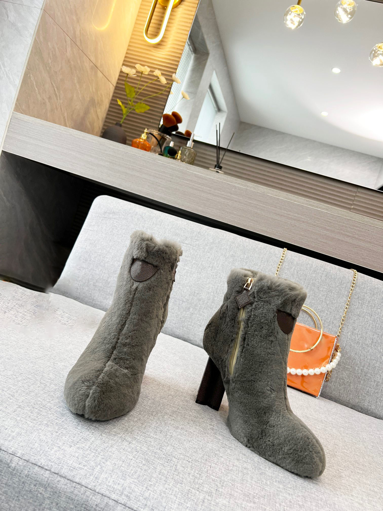 2021 catwalk autumn and winter woolen high heels leather lining multicolor versatile size 34-42