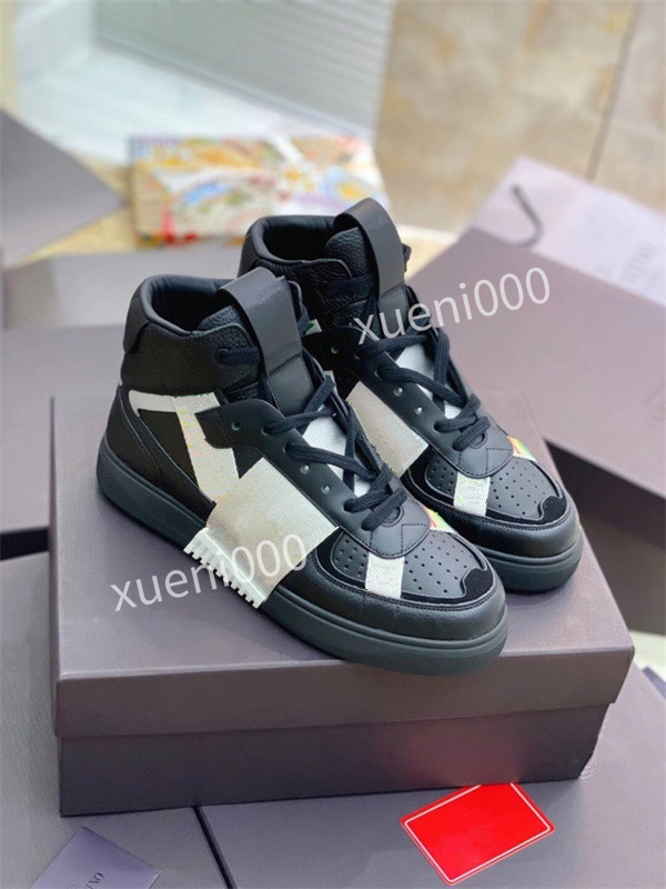 rain boot in Women Designer Rain boots with zipper mohair sock High Boot Fashion Outdoor Casual Shoes Platform Rubber rainboots, Choose the color
rain boot in Women Designer Rain boots with zipper mohair sock High Boot Fashion Outdoor Casual Shoes Platform Rubber rainboots, Choose the color
