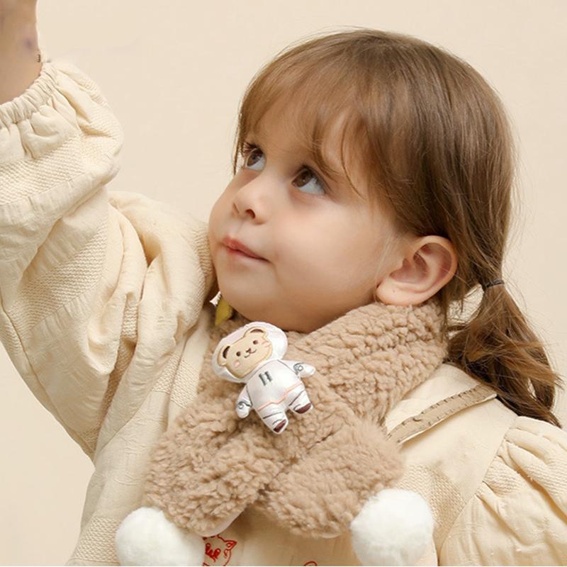 Scarves Winter Children Cute Cartoon Little Bear Plush Scarf Girl Baby Soft Thick Warm And Windproof Collar Outdoor Warmth Kids
Scarves Winter Children Cute Cartoon Little Bear Plush Scarf Girl Baby Soft Thick Warm And Windproof Collar Outdoor Warmth Kids