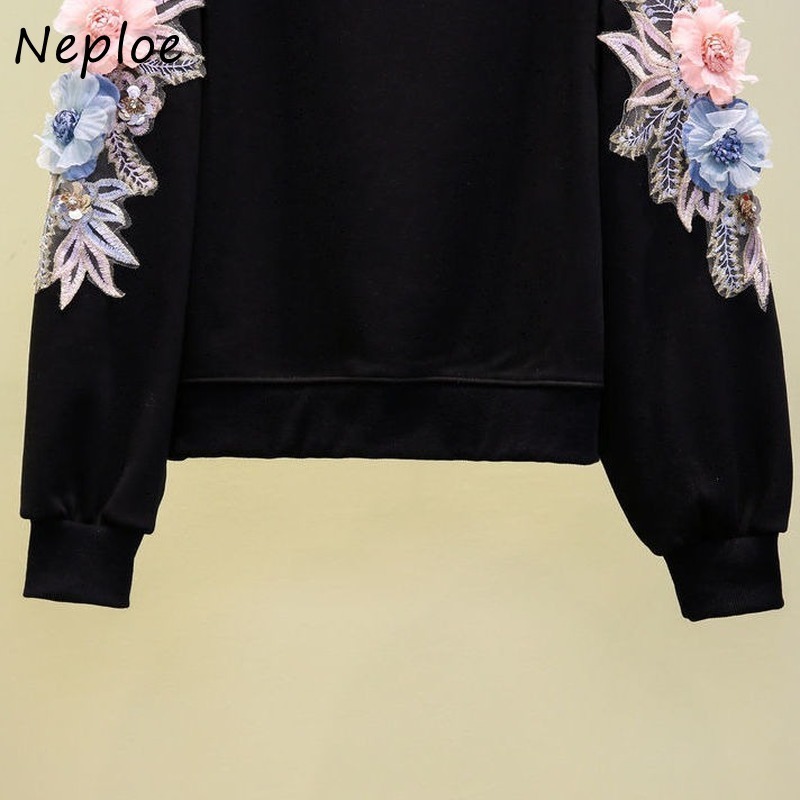 Neploe Exquisite Flower Embroidery Patchwork Hoody New Autumn Long Sleeve Hoodies Women New O-neck Loose Fashion Pulloves 201212