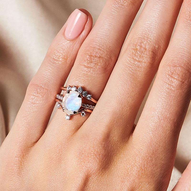 Wedding Rings Harlow Garland Band Moonstone Sets Natural Copper Inlaid Zircon For Women Anillos Mujer Whole Sale, Slivery;golden
Wedding Rings Harlow Garland Band Moonstone Sets Natural Copper Inlaid Zircon For Women Anillos Mujer Whole Sale, Slivery;golden