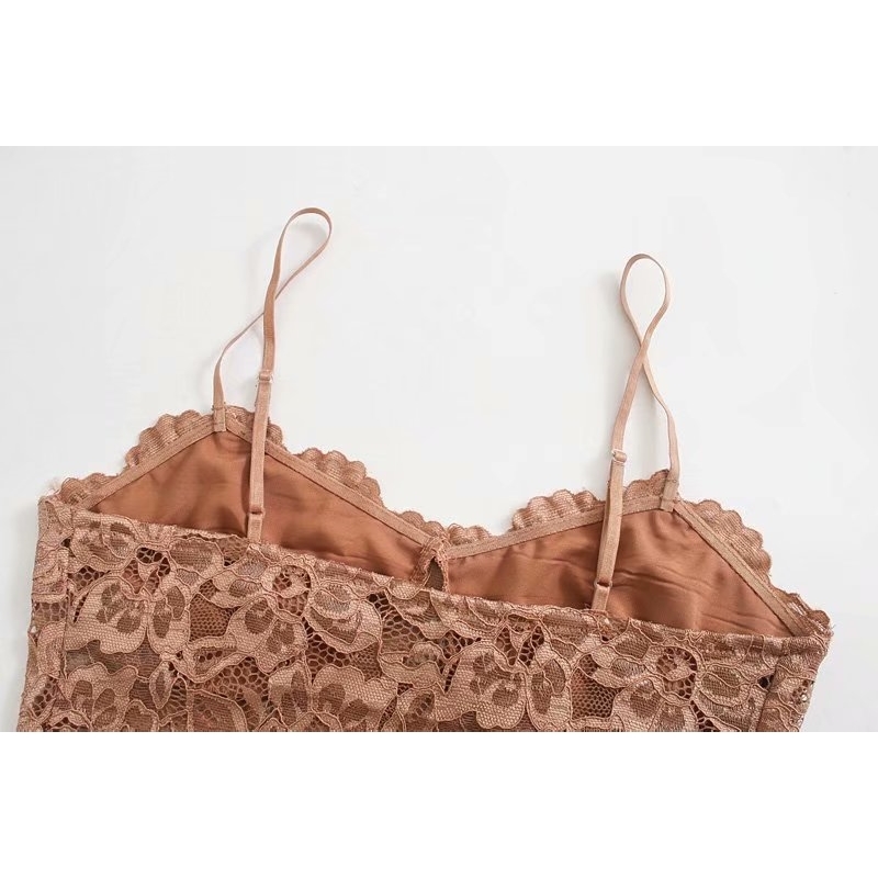 Women sexy hollow out lace Camisole ladies inner wear style spaghetti strap short camis tank tops sling crop tops T683 210625