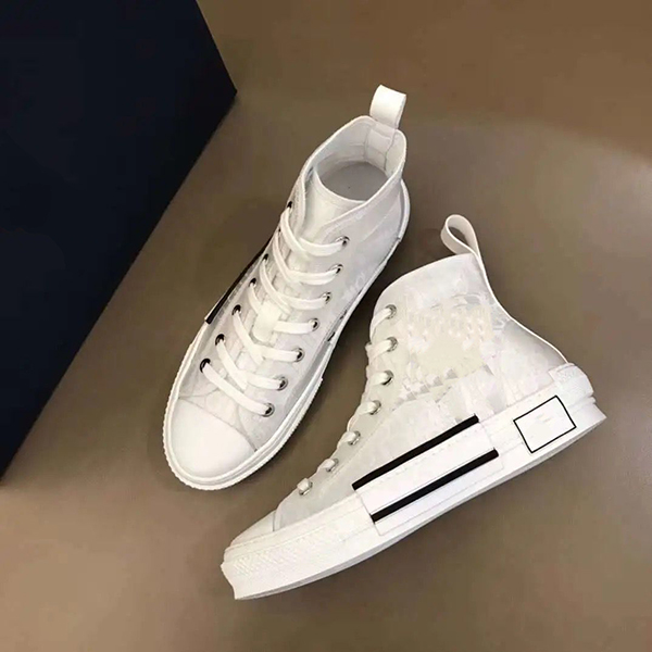 free new fashion 2021 women's low-top casual shoes Lates Cloudbust Thunder lace-up sneakers luxury high-top women's shoes MKJ001, Black
free new fashion 2021 women's low-top casual shoes Lates Cloudbust Thunder lace-up sneakers luxury high-top women's shoes MKJ001, Black