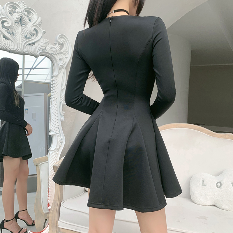 Vintage Dress Goth Lolita Black A Line Pleated Dress Harajuku High Waist Long Sleeve Mini Dress Women Party Dresses, Black;gray
Vintage Dress Goth Lolita Black A Line Pleated Dress Harajuku High Waist Long Sleeve Mini Dress Women Party Dresses, Black;gray