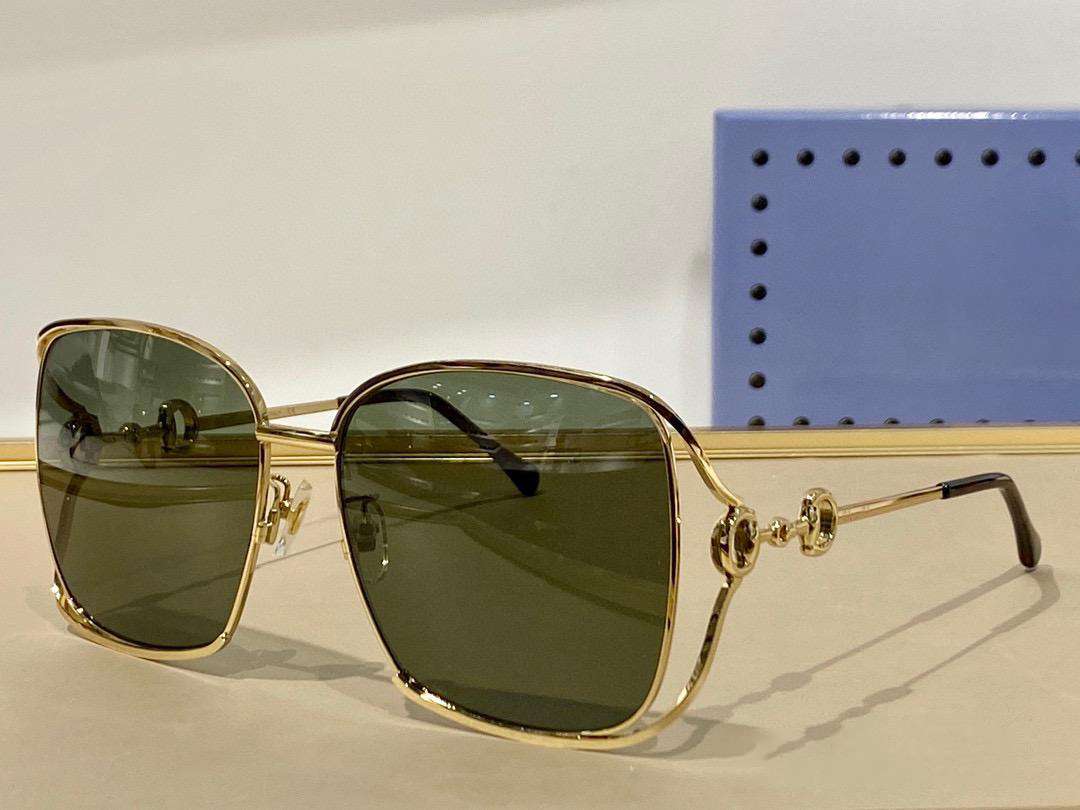 Sunglasses For Men and Women Summer 1020 style Anti-Ultraviolet Retro Plate metal Oval Rectangle Full frame fashion Eyeglasses Random Box
Sunglasses For Men and Women Summer 1020 style Anti-Ultraviolet Retro Plate metal Oval Rectangle Full frame fashion Eyeglasses Random Box