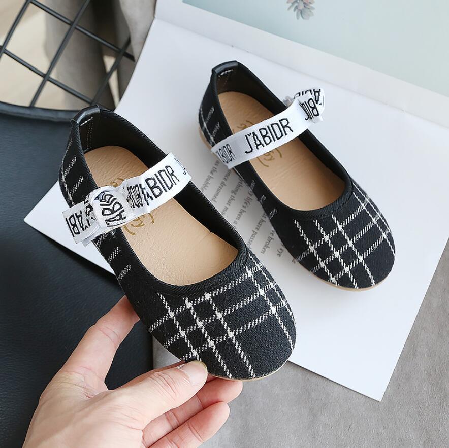 Spring/Summer Sneakers 2021 Girls Baby Kids Designer Peas Shoes Comfortable Wear Early Autumn Size 21-35, Plaid black
Spring/Summer Sneakers 2021 Girls Baby Kids Designer Peas Shoes Comfortable Wear Early Autumn Size 21-35, Plaid black