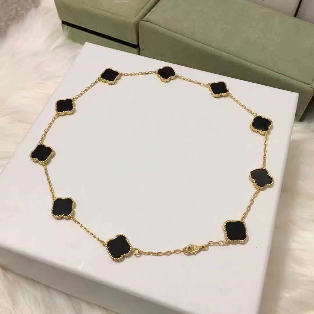 Designer Women Clover Necklaces Van Love Pendant earring Screw Cleef necklace Party Bracelet Wedding Couple Gift Fashion Luxury 00
Designer Women Clover Necklaces Van Love Pendant earring Screw Cleef necklace Party Bracelet Wedding Couple Gift Fashion Luxury 00
