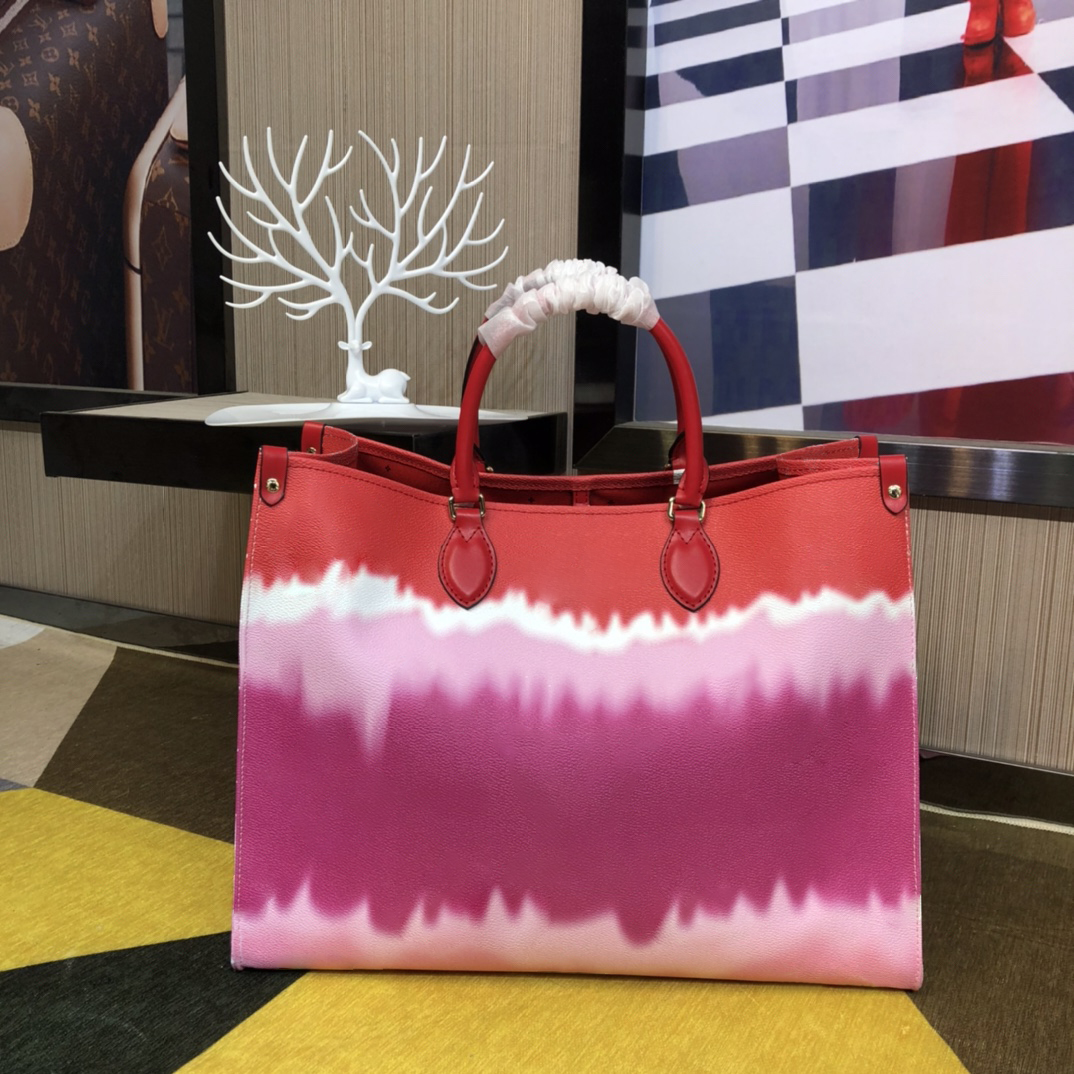 2020 High quality ONTHEGO Handbag NEW Women Handbag Fashion Large Duplex Printing Different Style Top Quality Designer Bag Designer Handbag
2020 High quality ONTHEGO Handbag NEW Women Handbag Fashion Large Duplex Printing Different Style Top Quality Designer Bag Designer Handbag