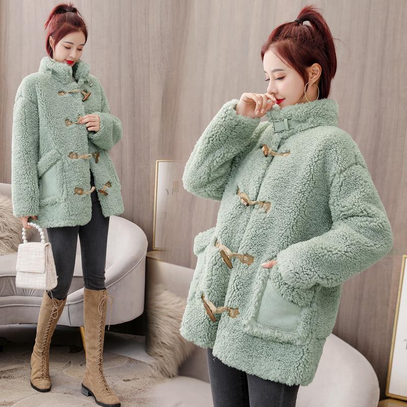 Women's Fur & Faux Winter Lamb Coat Horn Buckle Coats Female Single-breasted Wool Outwear Casaco Woman Loose Parkas Jacket, Black
Women's Fur & Faux Winter Lamb Coat Horn Buckle Coats Female Single-breasted Wool Outwear Casaco Woman Loose Parkas Jacket, Black