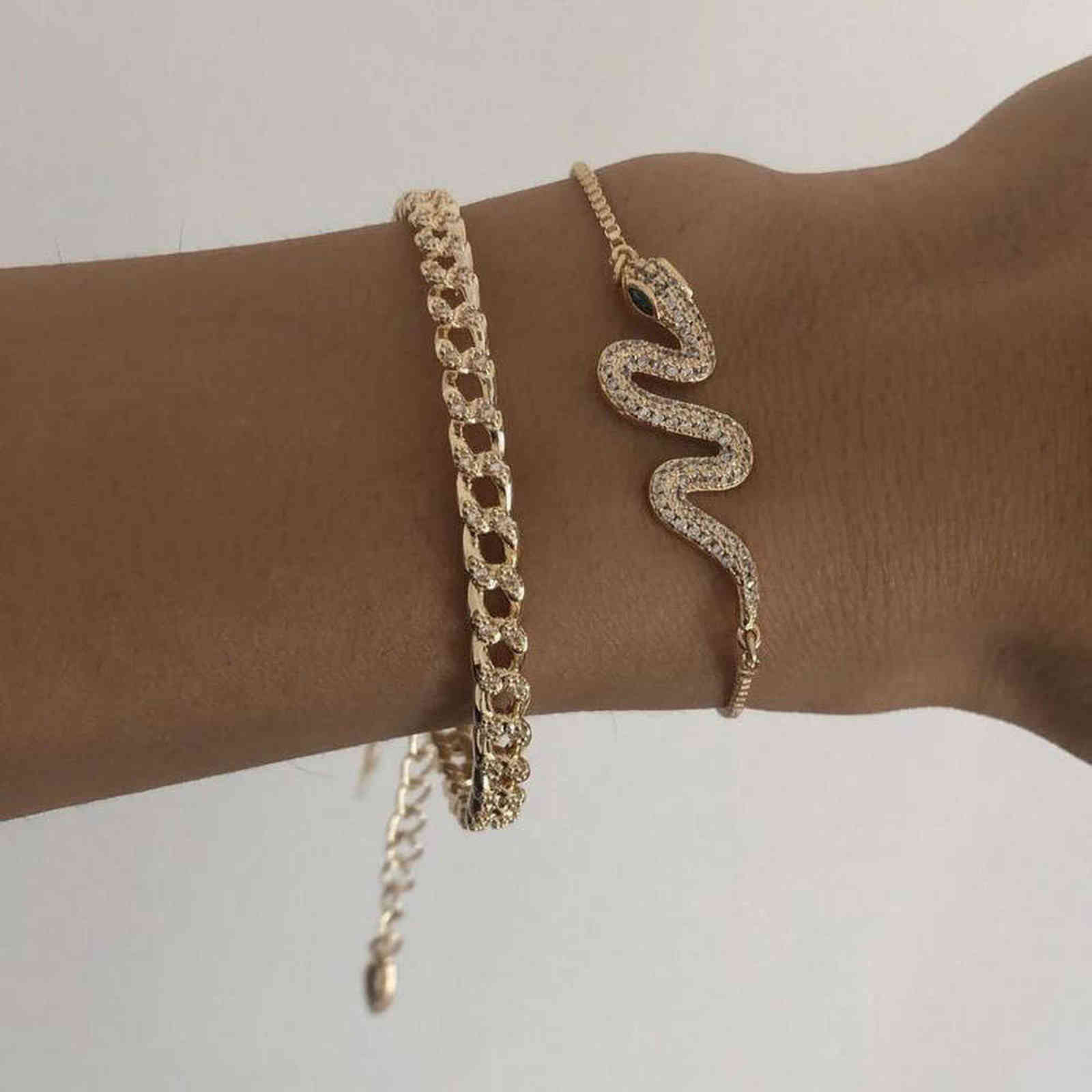 Boho Fashion Multilevel Bracelets for Women New Vintage Geometric Gold Snake Eagle Pharaoh Crystal Butterfly Lock Jewelry Gift
Boho Fashion Multilevel Bracelets for Women New Vintage Geometric Gold Snake Eagle Pharaoh Crystal Butterfly Lock Jewelry Gift