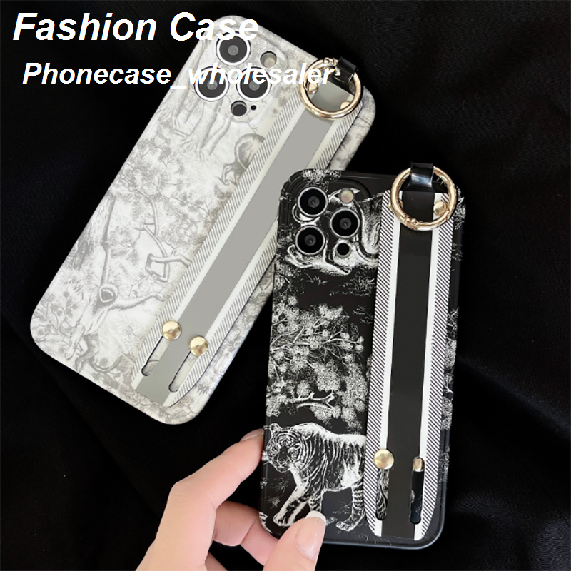 Fashion Designer Kickstand PU Phone Case for iphone 13 12 11 Pro Max Cases 11P X XR XSMax 7/8 plus Cover 080910
Fashion Designer Kickstand PU Phone Case for iphone 13 12 11 Pro Max Cases 11P X XR XSMax 7/8 plus Cover 080910