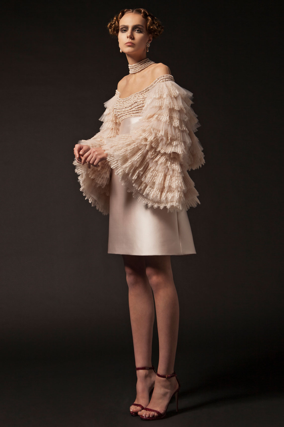 Champaghe Satin Short Krikor Jabotian Prom Dresses Special Ruffles Long Sleeve Cocktail Party Gowns Tiered Lace Beads Evening Dress