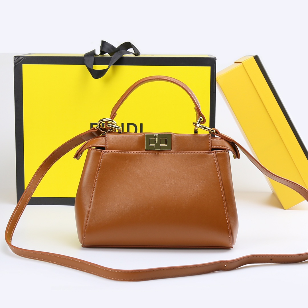 FENDI Top quality Genuine leather Shoulder Bag Women's men crossbody handBag tote Luxury Designer fashion shopping wallet Camera Cases card pockets handbagS
FENDI Top quality Genuine leather Shoulder Bag Women's men crossbody handBag tote Luxury Designer fashion shopping wallet Camera Cases card pockets handbagS