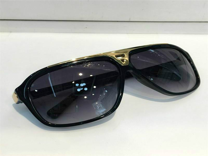 HOT Luxury designer LV LOUIS VUTTON Sunglasses brand women man Square Plated Metal Combination Frame With Boxes, Red;black
HOT Luxury designer LV LOUIS VUTTON Sunglasses brand women man Square Plated Metal Combination Frame With Boxes, Red;black