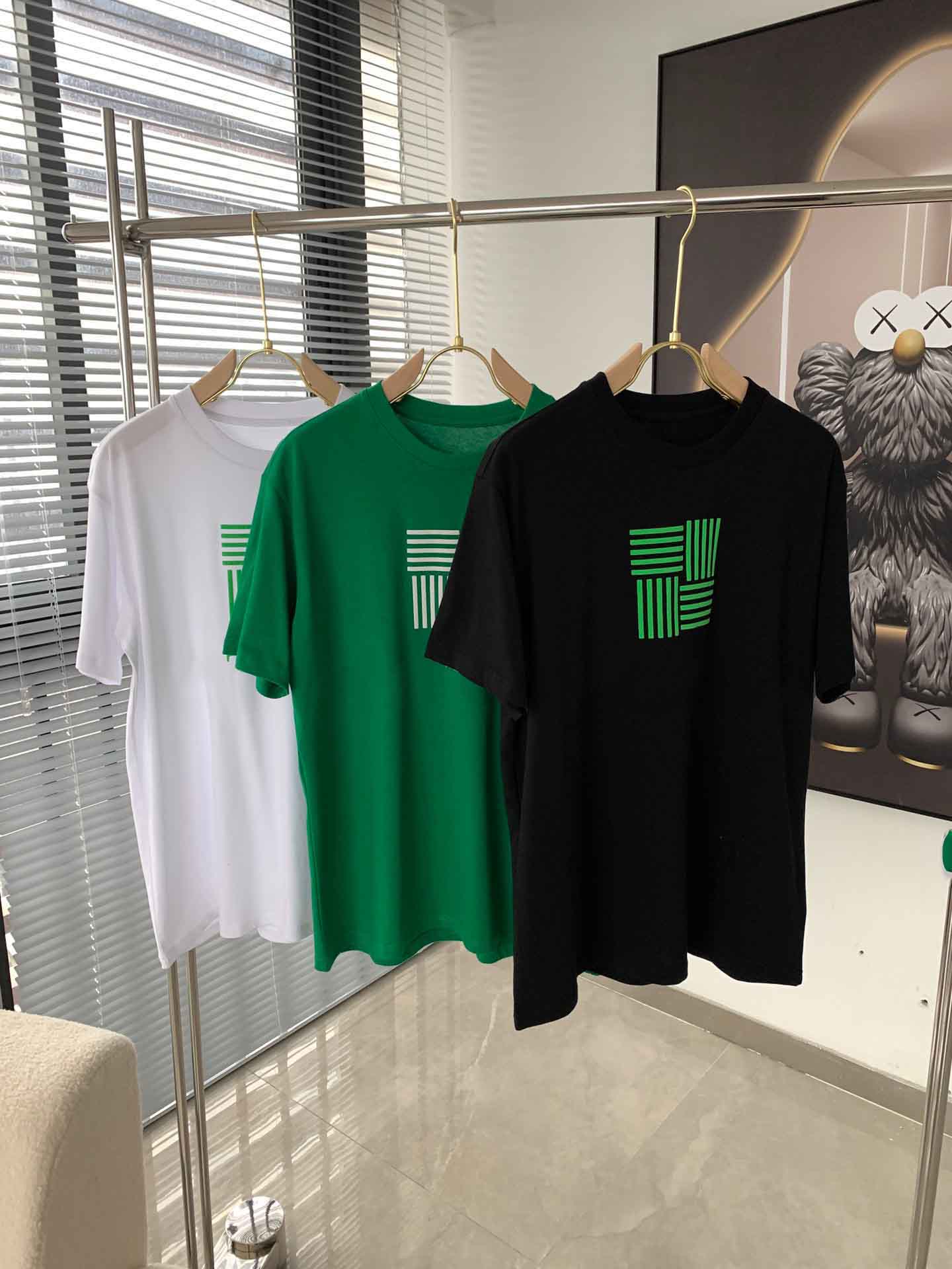 2021ss spring and summer new high grade cotton printing short sleeve round neck panel T-Shirt Size: m--xl-xxl-xxxl Color: black white B18i76
2021ss spring and summer new high grade cotton printing short sleeve round neck panel T-Shirt Size: m--xl-xxl-xxxl Color: black white B18i76
