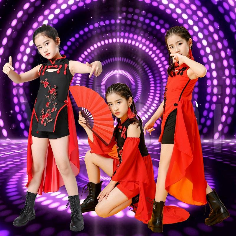 Ethnic Clothing Chinese Style Jazz Dance Costume Model Catwalk Hip Hop TikTok National Fashion Classical FashionTWomen's Cheongsam
Ethnic Clothing Chinese Style Jazz Dance Costume Model Catwalk Hip Hop TikTok National Fashion Classical FashionTWomen's Cheongsam