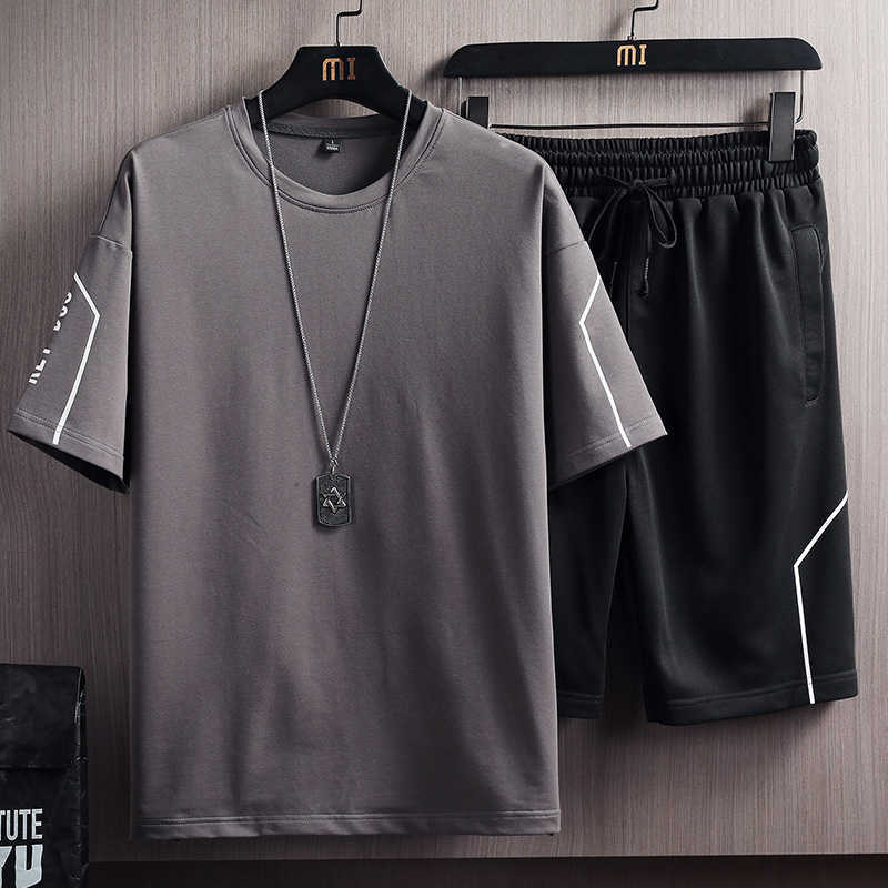 Men Casual Set Fashion 2 PIECE Sweatsuit Striped Short Sleeve T-shirt+Shorts Sets Mens Sportswear Tracksuit Summer Suit 5XL 210603
