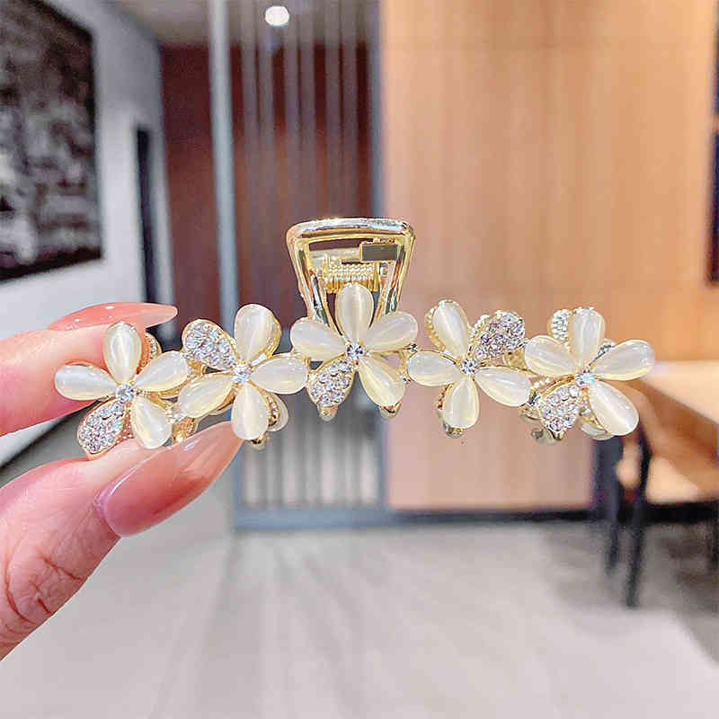 Hair Jewelry Accessories Korean Large Rhinestone Pin Opal Metal Grab Clip Female Back of Head Pan Shark Headdress