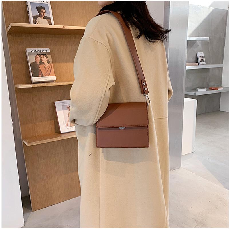 Leather Handbag Ladies Luxury Evening Purse Fashion Shoulder Bag 2021 New Multifunctional Elegant Messenger Stewardess Bag, Stone texture brown
Leather Handbag Ladies Luxury Evening Purse Fashion Shoulder Bag 2021 New Multifunctional Elegant Messenger Stewardess Bag, Stone texture brown
