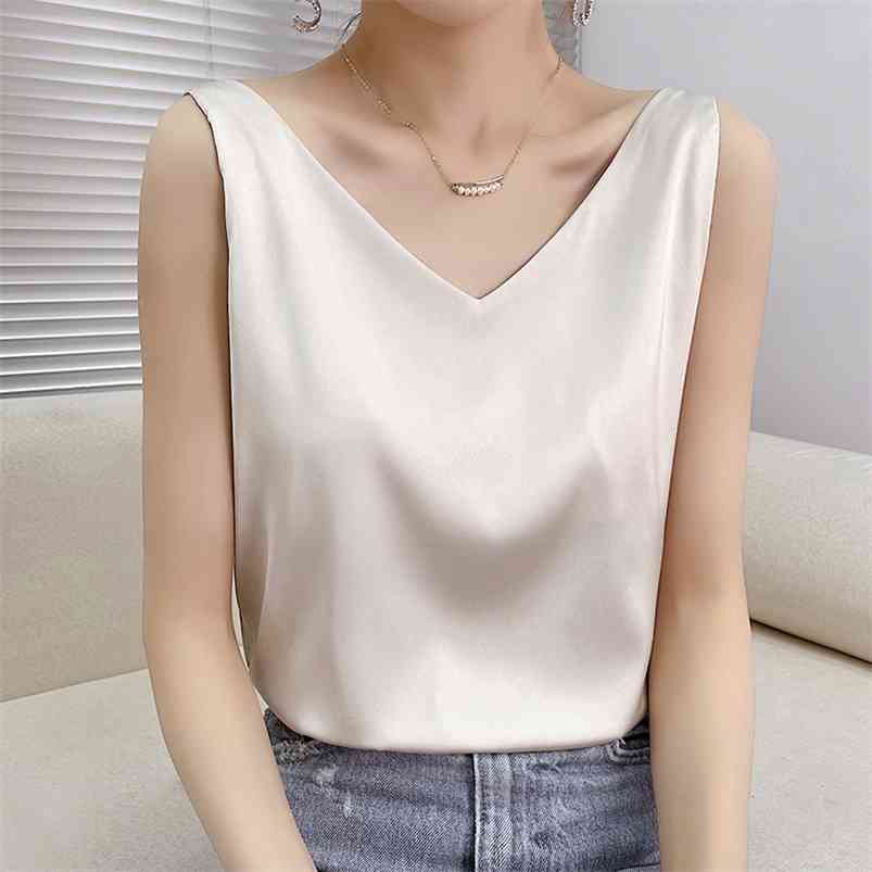 Summer Shiny Satin Silk Tshirt Women Harajuku T Shirt Women Sleeveless Fashion T-shirt Woman Tee Tops Casual Female Luxury Sexy 210722, Two brick red
Summer Shiny Satin Silk Tshirt Women Harajuku T Shirt Women Sleeveless Fashion T-shirt Woman Tee Tops Casual Female Luxury Sexy 210722, Two brick red