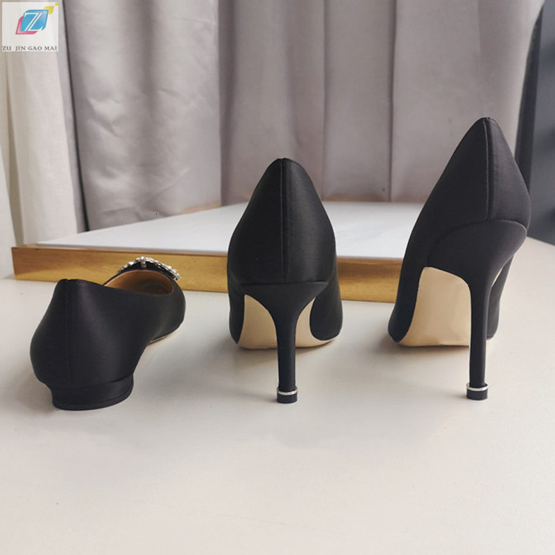 Sandals Black satin cloth strass shoes high woman basic bombs Diamond work fashion sexy party women's B58Z, 1# shoe box
Sandals Black satin cloth strass shoes high woman basic bombs Diamond work fashion sexy party women's B58Z, 1# shoe box