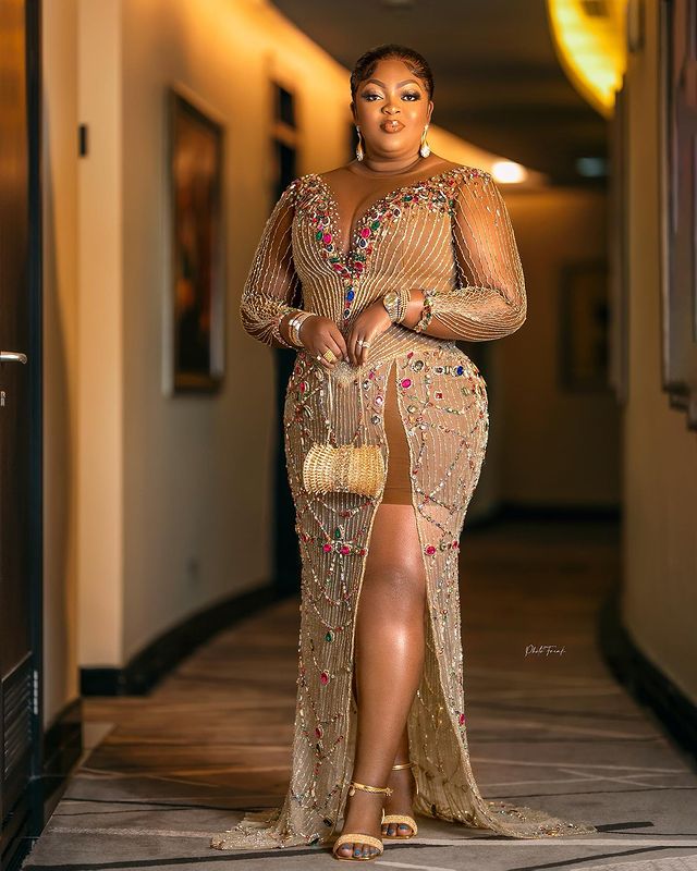 Size Plus Arabic Aso Ebi Gold Urious Sheath Prom Dresses Beaded Crystals Illusion Evening Formal Party Second Reception Gowns Dress ZJ 6660306
