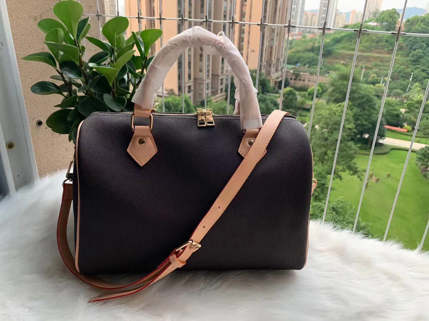 Designer Handbags Purses Women Tote Brand Letter Embossing Shoulder Bags Crossbody, Brown plaid
Designer Handbags Purses Women Tote Brand Letter Embossing Shoulder Bags Crossbody, Brown plaid