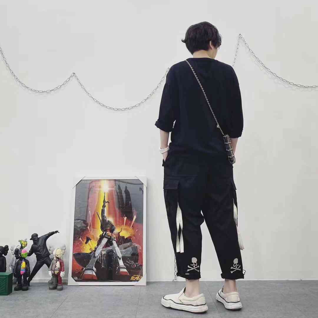 CHwide skeleton Mastermind world dark Japan Casual pants MMJ Capri PantsQDXX{category}, Black
CHwide skeleton Mastermind world dark Japan Casual pants MMJ Capri PantsQDXX{category}, Black