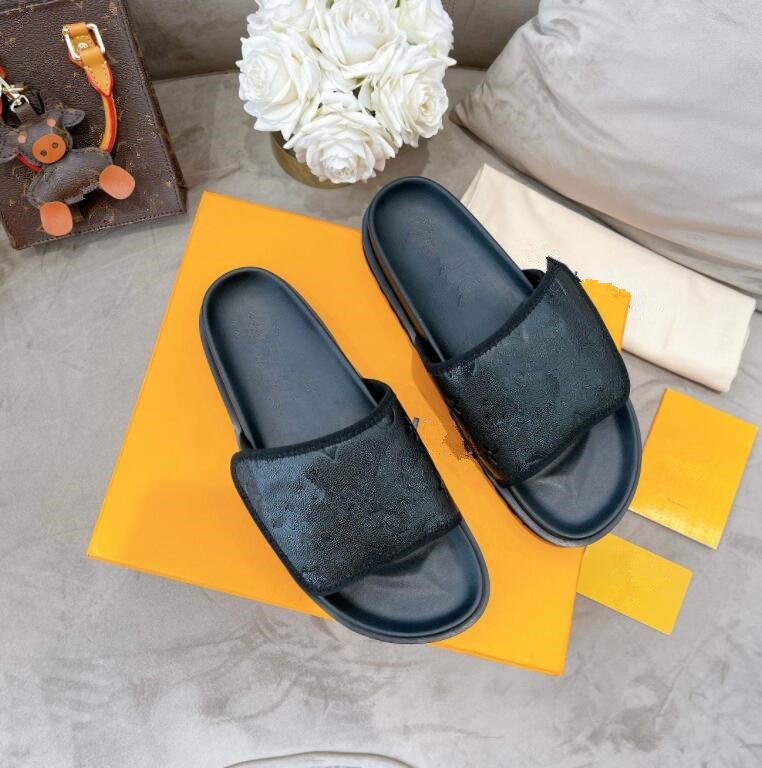 Summer Miami Mules Slippers Style Sandals PVC Plastic Beach Gel Shoes Casual Flat Waterproof Slids 11222#, Box
Summer Miami Mules Slippers Style Sandals PVC Plastic Beach Gel Shoes Casual Flat Waterproof Slids 11222#, Box