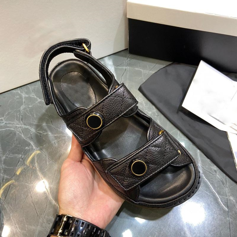 High Quality Ladies Classic Genuine Leather Rhombus Platform Velcro Sandals 2021 Summer New Hot Womens Fashion Flat Sandals Beach Shoes, Original box
High Quality Ladies Classic Genuine Leather Rhombus Platform Velcro Sandals 2021 Summer New Hot Womens Fashion Flat Sandals Beach Shoes, Original box