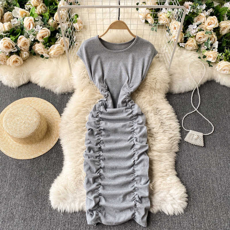 2021 New Sexy Ruched Bodycon Dress Solid O-neck Sleeveless Summer Dress Women Korean Fashion Skinny Knit Party Club Dresses Y0603, Dark grey
2021 New Sexy Ruched Bodycon Dress Solid O-neck Sleeveless Summer Dress Women Korean Fashion Skinny Knit Party Club Dresses Y0603, Dark grey