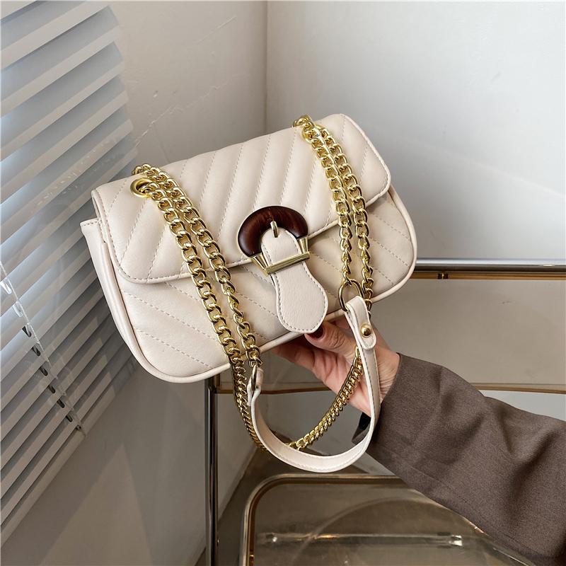 2021 new brand ladies bag luxury designer ladies shoulder bag fashion chain messenger high quality leather handbag purse, Black
2021 new brand ladies bag luxury designer ladies shoulder bag fashion chain messenger high quality leather handbag purse, Black