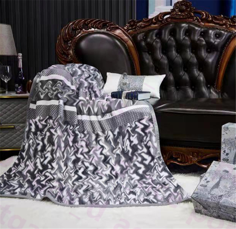 Vintage Letters Jacquard Blanket Classic Grey Home Travel Office Car Throws New Autumn Winter Warm Throw Blankets Multifunction Air Conditioner Quilt 150*200cm
Vintage Letters Jacquard Blanket Classic Grey Home Travel Office Car Throws New Autumn Winter Warm Throw Blankets Multifunction Air Conditioner Quilt 150*200cm