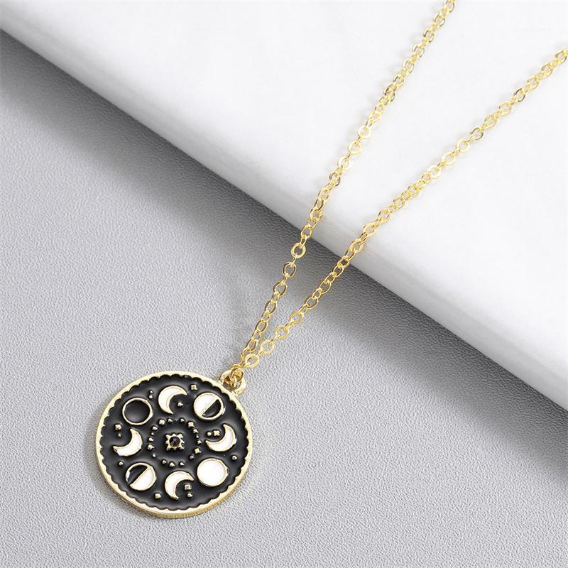 Chains Retro Creative Geometric Design Moon Phase Change Necklace Wild Hip-Hop Trend Personality Ladies Party Accessories Gift
Chains Retro Creative Geometric Design Moon Phase Change Necklace Wild Hip-Hop Trend Personality Ladies Party Accessories Gift