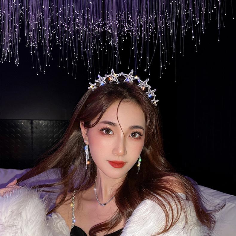Hair Clips & Barrettes Party Queen Light Luxury Minority Flash Diamond Star Hoop Bride Crown Head Temperament Ornaments, Golden;silver
Hair Clips & Barrettes Party Queen Light Luxury Minority Flash Diamond Star Hoop Bride Crown Head Temperament Ornaments, Golden;silver