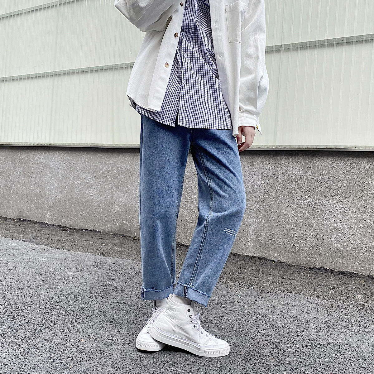 2021 New Men' Letter Printed Biker Denim Trousers Solid Color Loose Youth Fashion Casual Pants Stretch Slim Fit Jeans Size -2xl Caef, Blue
2021 New Men' Letter Printed Biker Denim Trousers Solid Color Loose Youth Fashion Casual Pants Stretch Slim Fit Jeans Size -2xl Caef, Blue