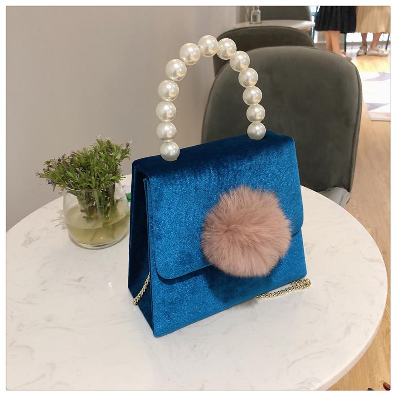 Fashion Pearl Box Bag Ladies Handbag Beaded Bag Velvet Fur Totes Purse Evening Luxury Handbag Bags For Women, Beige 
Fashion Pearl Box Bag Ladies Handbag Beaded Bag Velvet Fur Totes Purse Evening Luxury Handbag Bags For Women, Beige