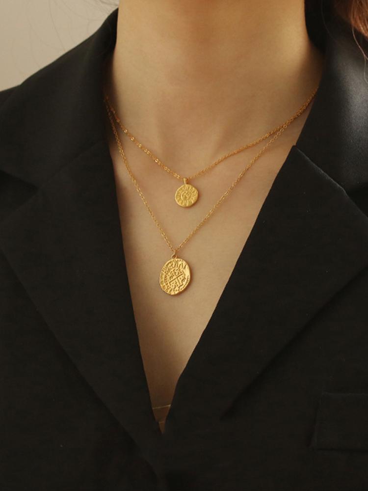 Chains Korean Plating Gold Baroque Round Coin Pendant Ins French Necklace Collarbone Chain Female Jewelry Goth Gifts For Women
Chains Korean Plating Gold Baroque Round Coin Pendant Ins French Necklace Collarbone Chain Female Jewelry Goth Gifts For Women