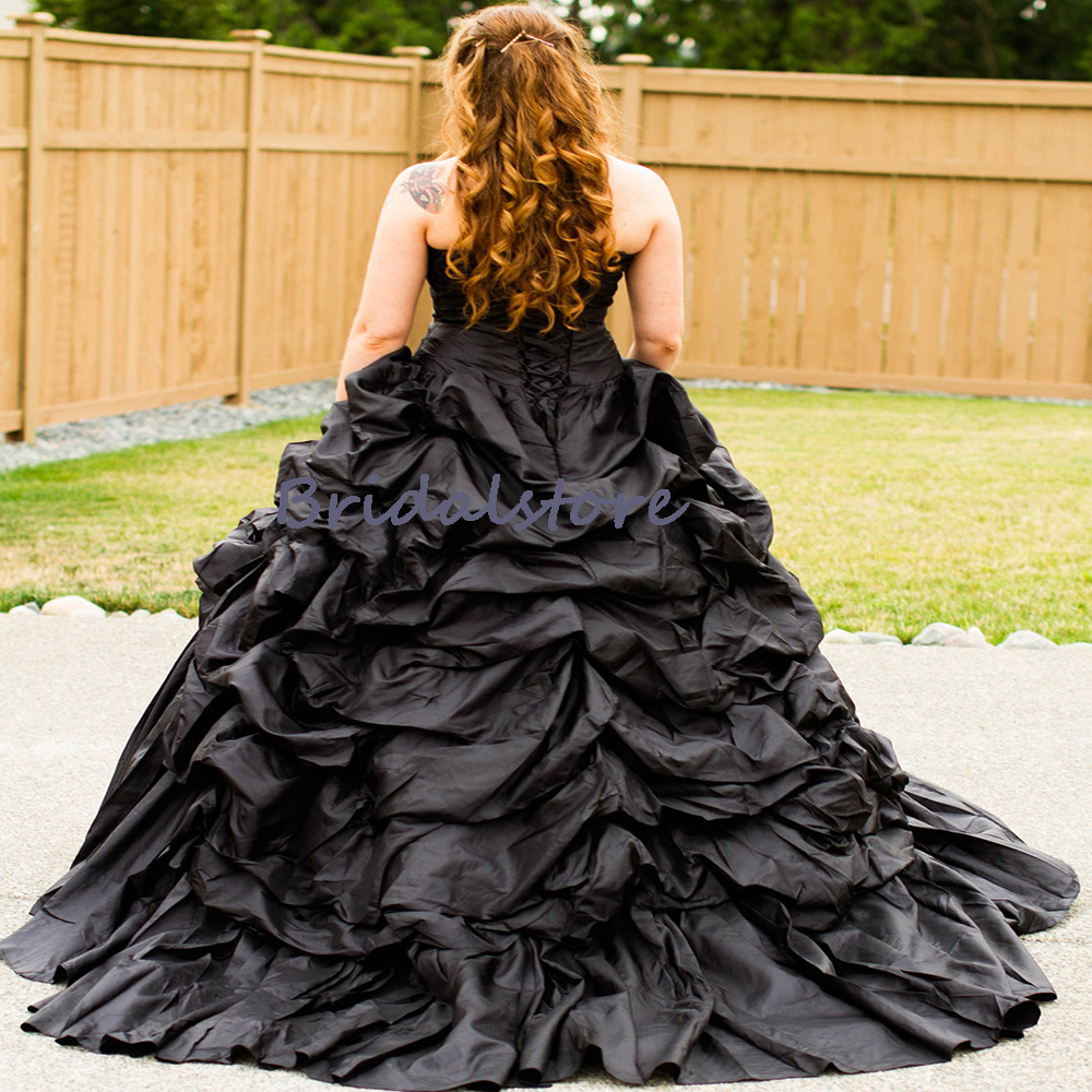 Vintage Black Gothic Medieval Wedding Dress 2022 Victorian Country Ball Gown Bridal Dress With Ruffles Sweetheart Corset Bride Robe De Mariee Vestido 