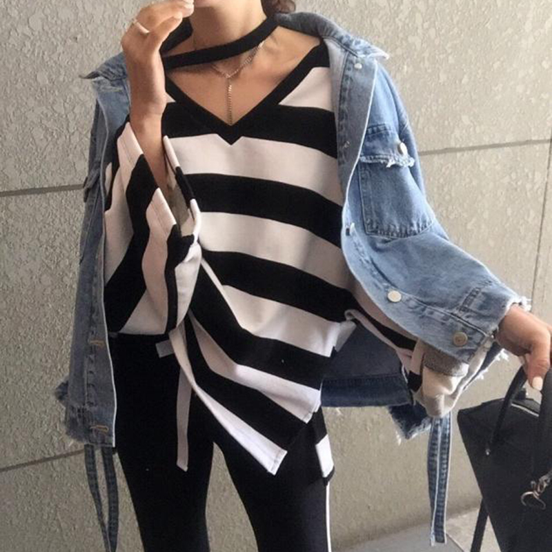 TWOTWINSTYLE Off Shoulder Womens Sweatshirt Loose V Neck Batwing Long Sleeve Striped Pullover Casual Style Clothing Autumn 201102