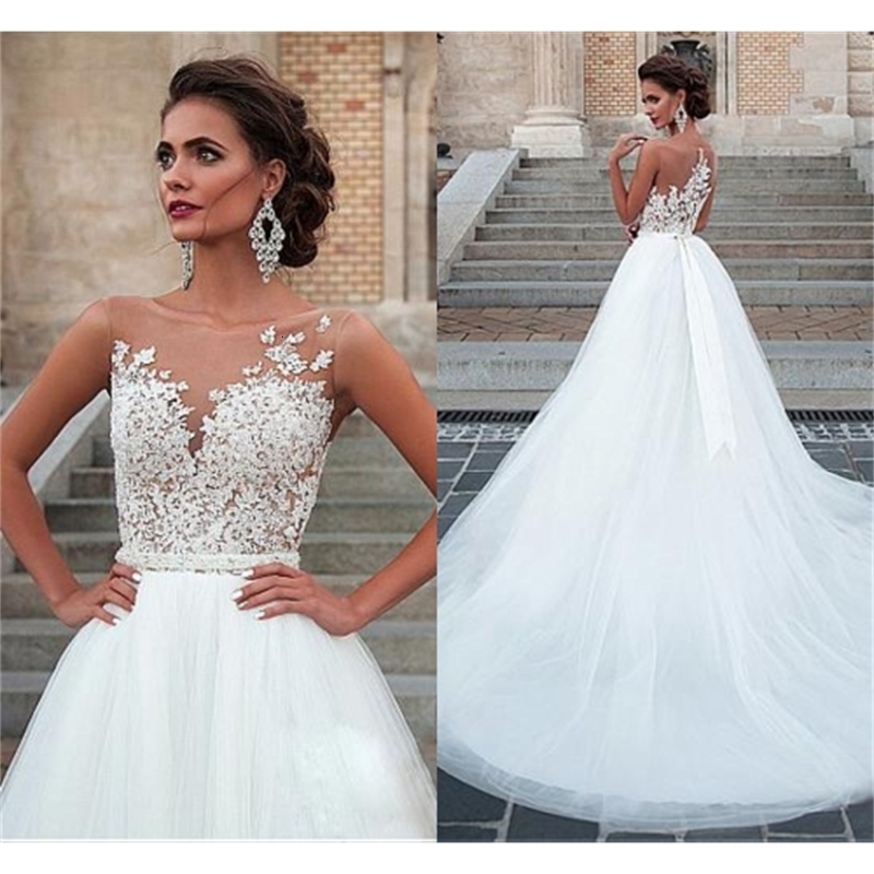 2021 New Charming Tulle Wedding Sleeveless Scoop A-line Es with Appliques Sexy Illusion Design Bridal Gowns Cheap 6r5w, Red
2021 New Charming Tulle Wedding Sleeveless Scoop A-line Es with Appliques Sexy Illusion Design Bridal Gowns Cheap 6r5w, Red