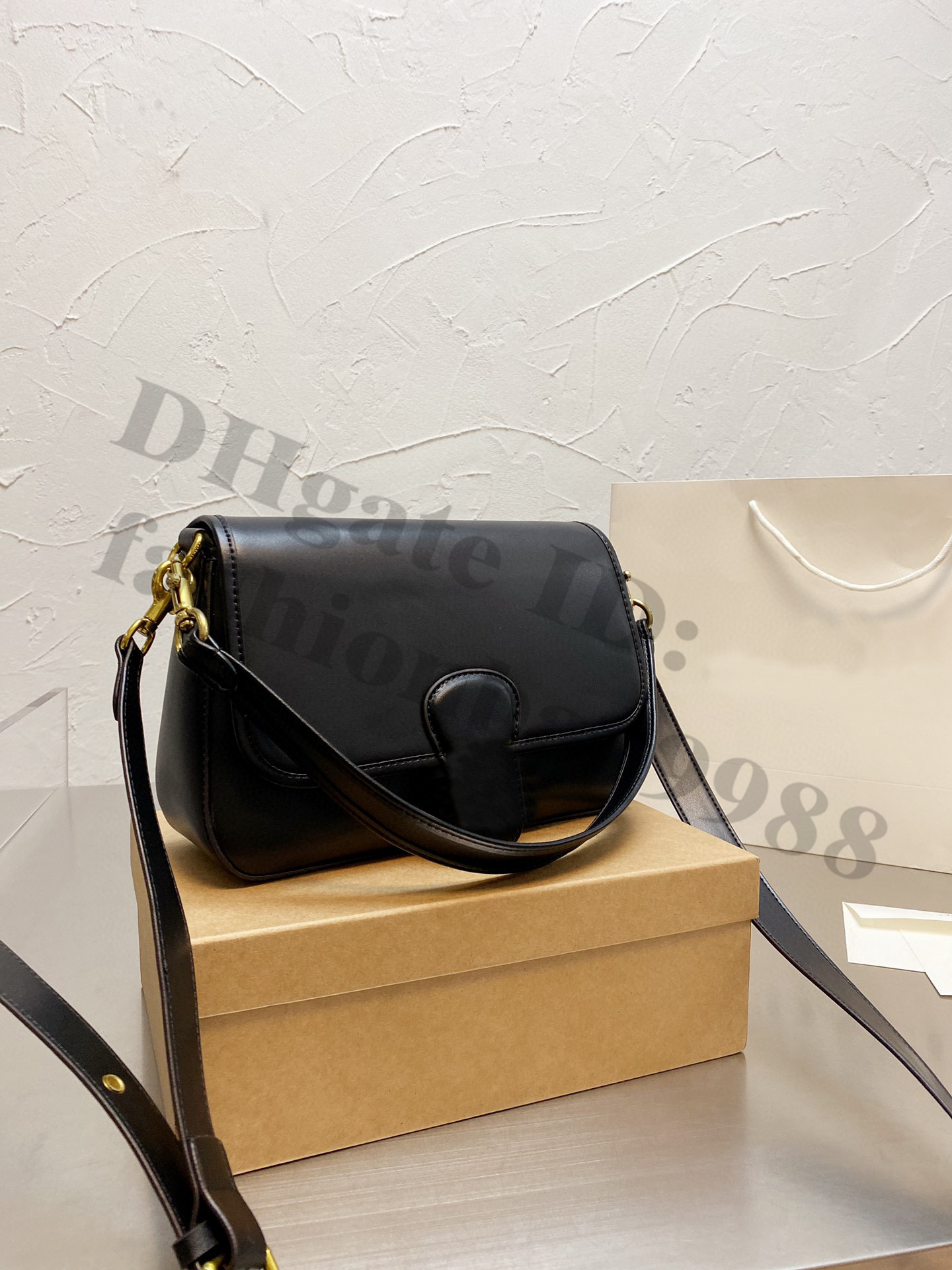 Good Quality Black Real Leather Flap Crossbody Shoulder Bags For Women Ladies Fashion Brand White Yellow One Side Handbags Luxury Spring Summer Small Square Bag, Make up the difference(no bag)
Good Quality Black Real Leather Flap Crossbody Shoulder Bags For Women Ladies Fashion Brand White Yellow One Side Handbags Luxury Spring Summer Small Square Bag, Make up the difference(no bag)