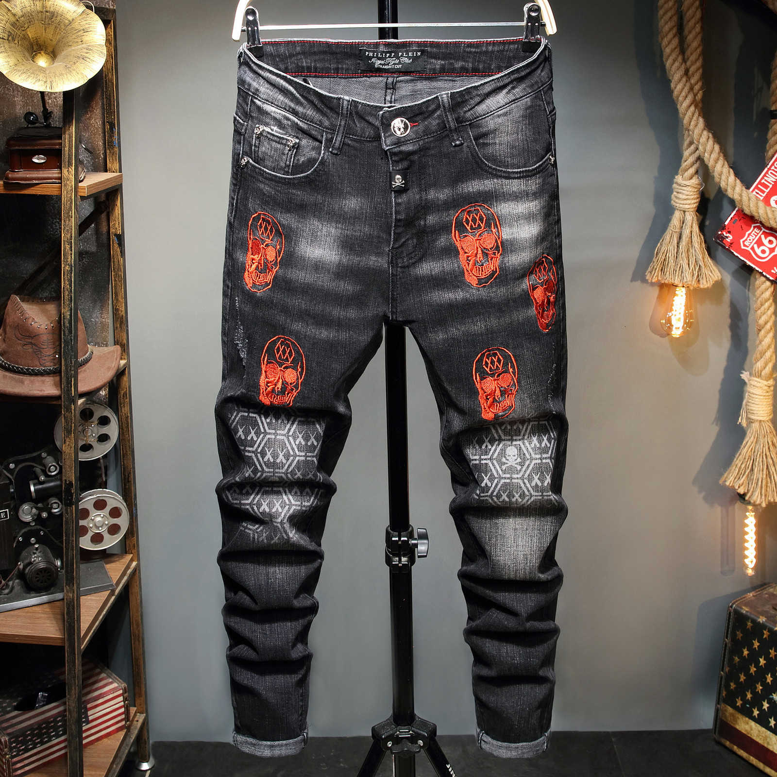 Herfst and Winter New Men European American Style Self-winding Pp Vegetables Jeans Black Board Construction Schedel Stretch Pa, Blue
Herfst and Winter New Men European American Style Self-winding Pp Vegetables Jeans Black Board Construction Schedel Stretch Pa, Blue