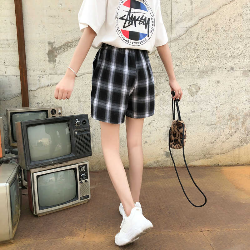 Summer women's Harajuku plaid elastic waist loose casual shorts 210714