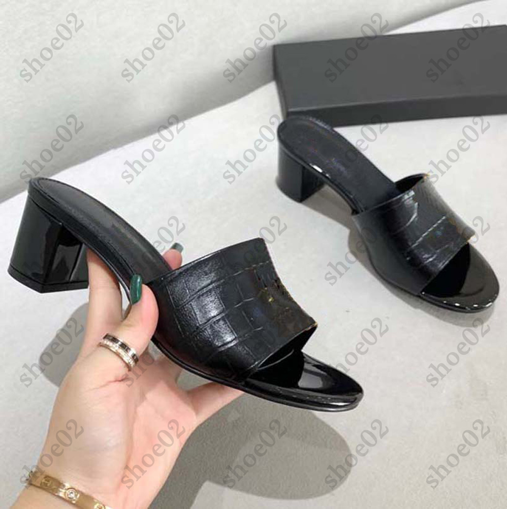 Designer shoes Woman Denim Slipper Sandal Falt and High heels shoe Genuine Leather Sandals Beach Slide Slippers Fashion Scuffs For Lady by shoe02 04, Black
Designer shoes Woman Denim Slipper Sandal Falt and High heels shoe Genuine Leather Sandals Beach Slide Slippers Fashion Scuffs For Lady by shoe02 04, Black