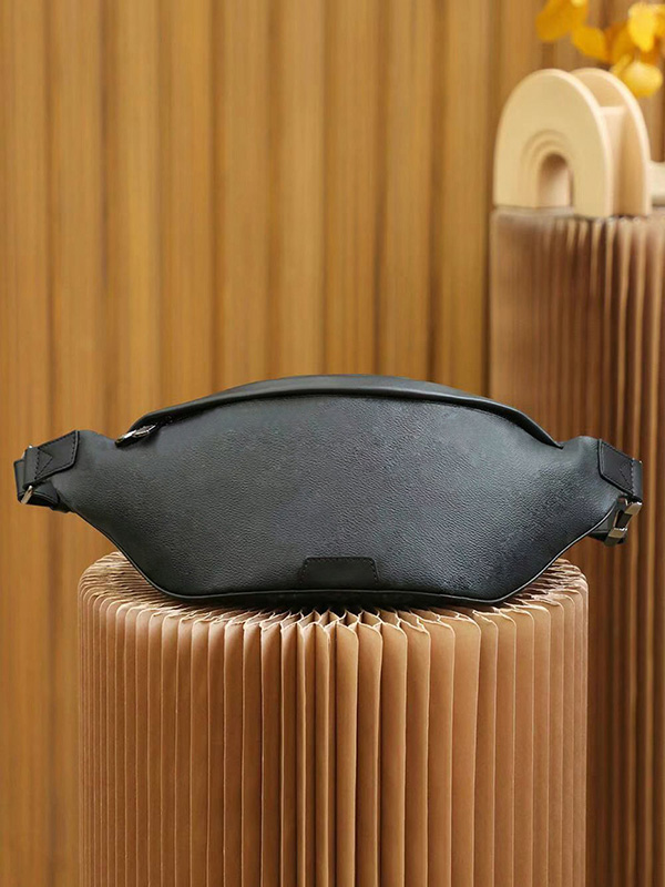 Waist Bags Luxurys designers bags Bumbag Cross Body Shoulder Bag Waist Bag Temperament Bumbag Fanny Pack Bum belt bag DISCOVERY, Discovery waist bag
Waist Bags Luxurys designers bags Bumbag Cross Body Shoulder Bag Waist Bag Temperament Bumbag Fanny Pack Bum belt bag DISCOVERY, Discovery waist bag