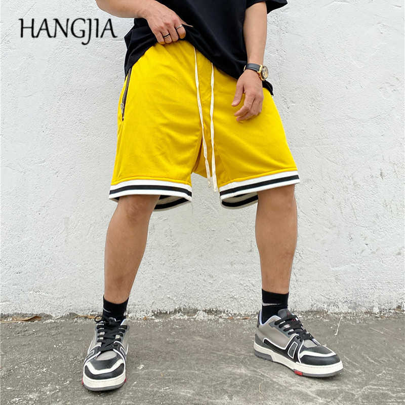 Retro Solid Color Mesh Breathable Sweat Shorts Summer Hip-hop Loose Five-point Pants Men High Street Fashion Casual Shorts Women C0607, Black
Retro Solid Color Mesh Breathable Sweat Shorts Summer Hip-hop Loose Five-point Pants Men High Street Fashion Casual Shorts Women C0607, Black