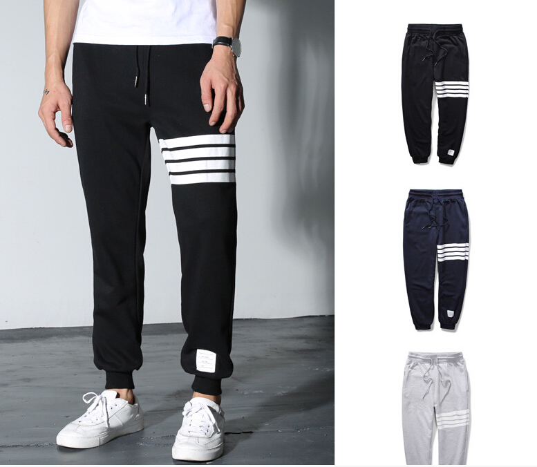 Wholesale- new exclusive distribution THOM BROWN classic red and blue striped webbing folding tooling twill trousers Cropped Pants men, Black
Wholesale- new exclusive distribution THOM BROWN classic red and blue striped webbing folding tooling twill trousers Cropped Pants men, Black