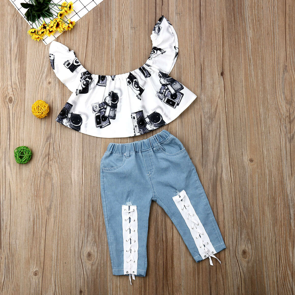 New 2PCS Kids Outfit Girl Off Shoulder T Shirt Bandage + Long Pants Leggings Denim Outfit Children Clothes Set, White
New 2PCS Kids Outfit Girl Off Shoulder T Shirt Bandage + Long Pants Leggings Denim Outfit Children Clothes Set, White