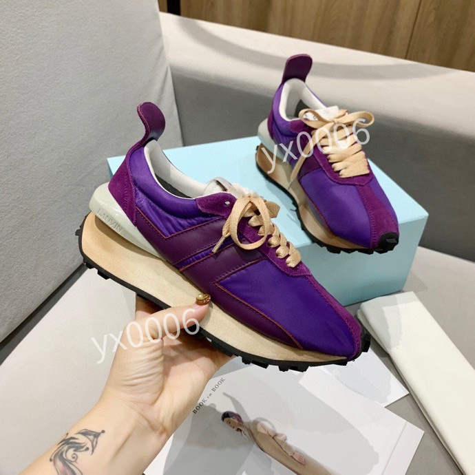 Men's brand low-top leather 35-44 sneakers fashion designer classic black and white two-color men's sports shoes ly211127, Choose the color
Men's brand low-top leather 35-44 sneakers fashion designer classic black and white two-color men's sports shoes ly211127, Choose the color